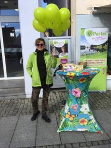 Infostand mit Eva-Marie-Springer
